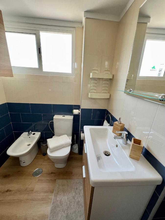 Apartamentos Prestige Suites Malaga II Kültér fotó